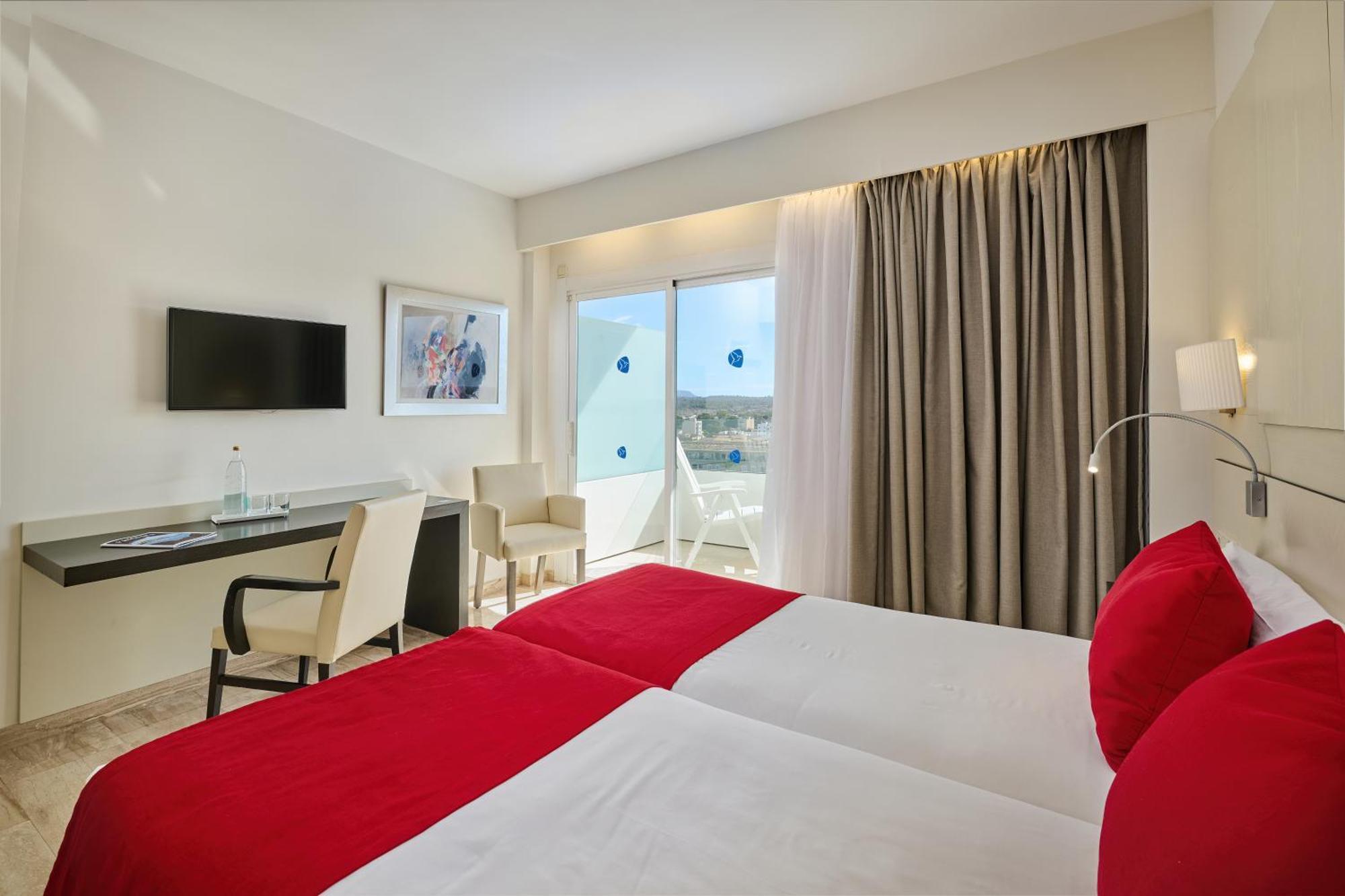 Grupotel Taurus Park Playa de Palma  Bagian luar foto