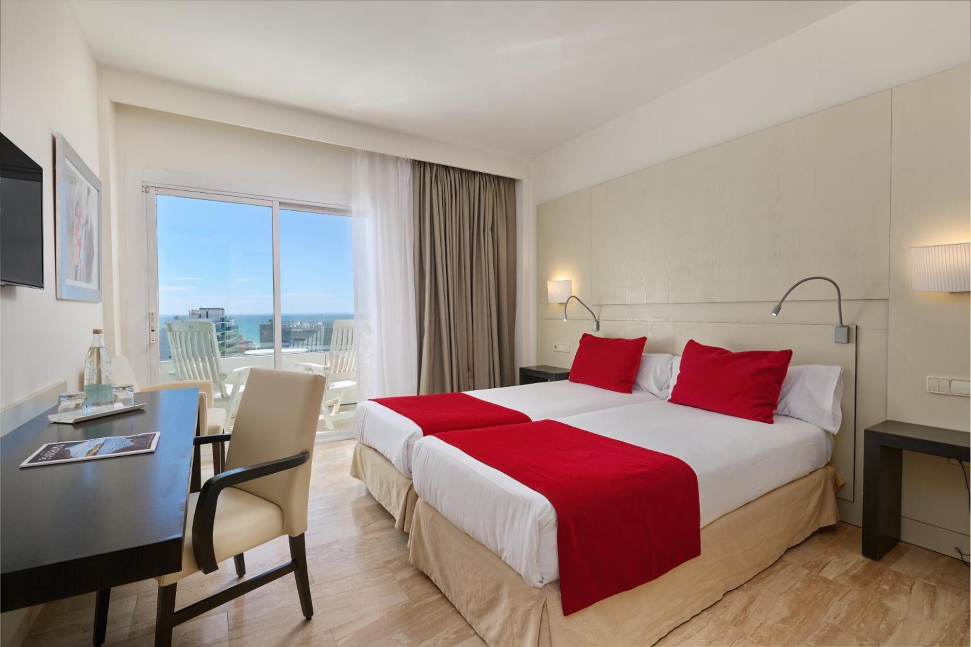 Grupotel Taurus Park Playa de Palma  Bagian luar foto