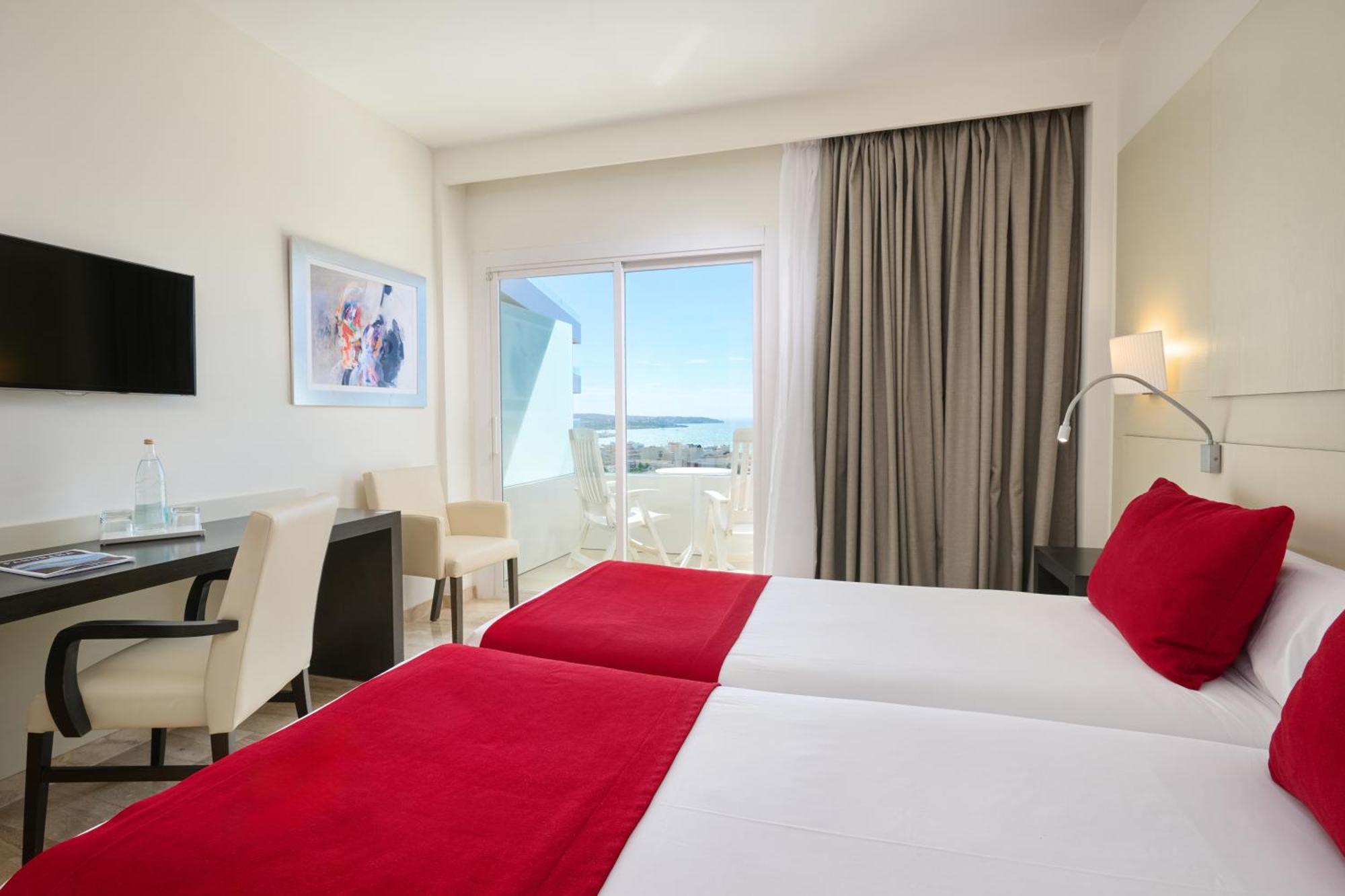 Grupotel Taurus Park Playa de Palma  Bagian luar foto